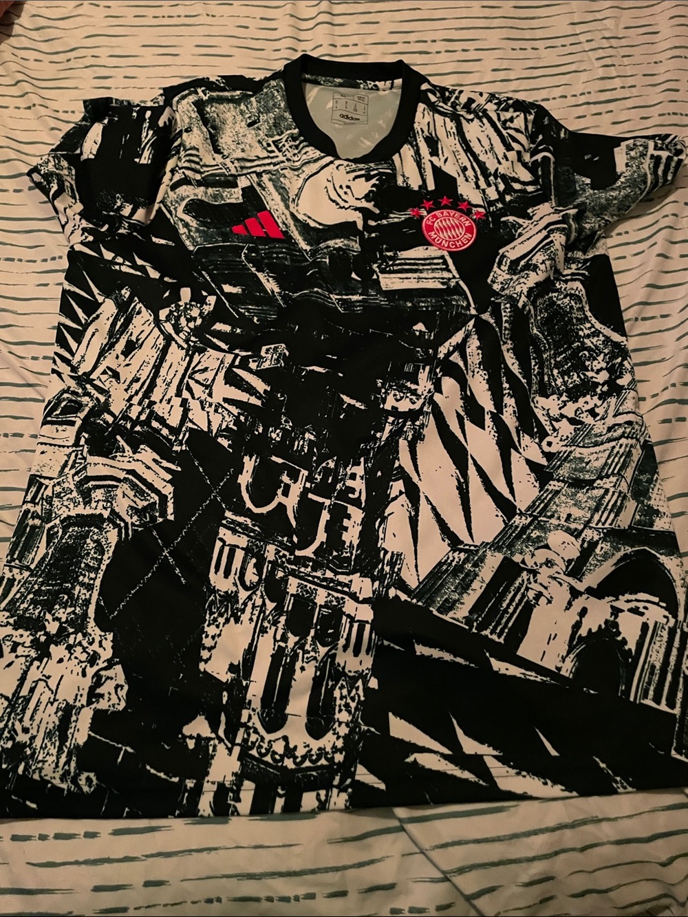adidas Black & White FC Bayern Graphic Men’s Shirt with Red Accents